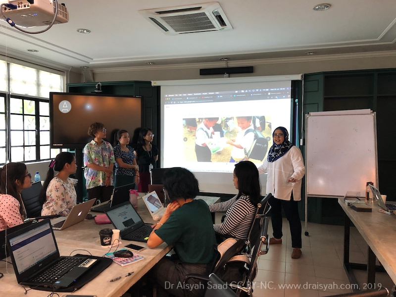Harpswell ASEAN 2019 Communication and Technology